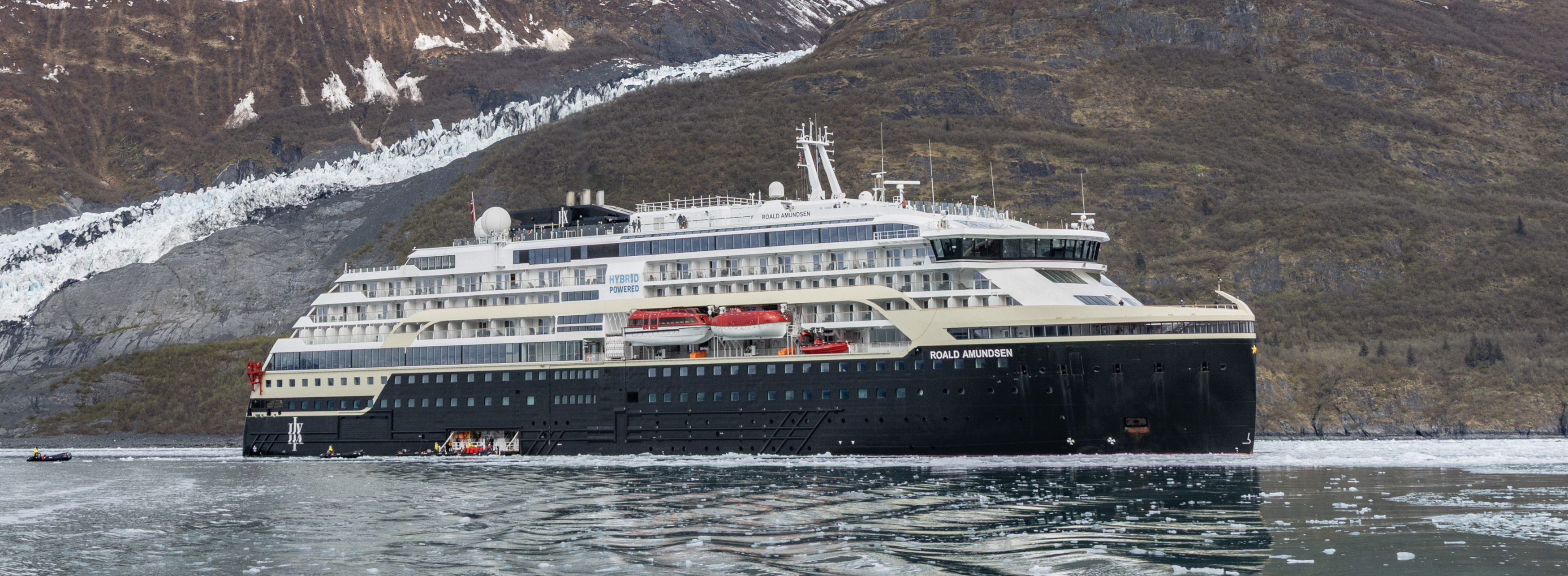 MS Roald Amundsen